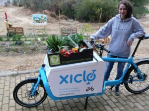Dos emprendedores crean una empresa de reparto en bicicletas